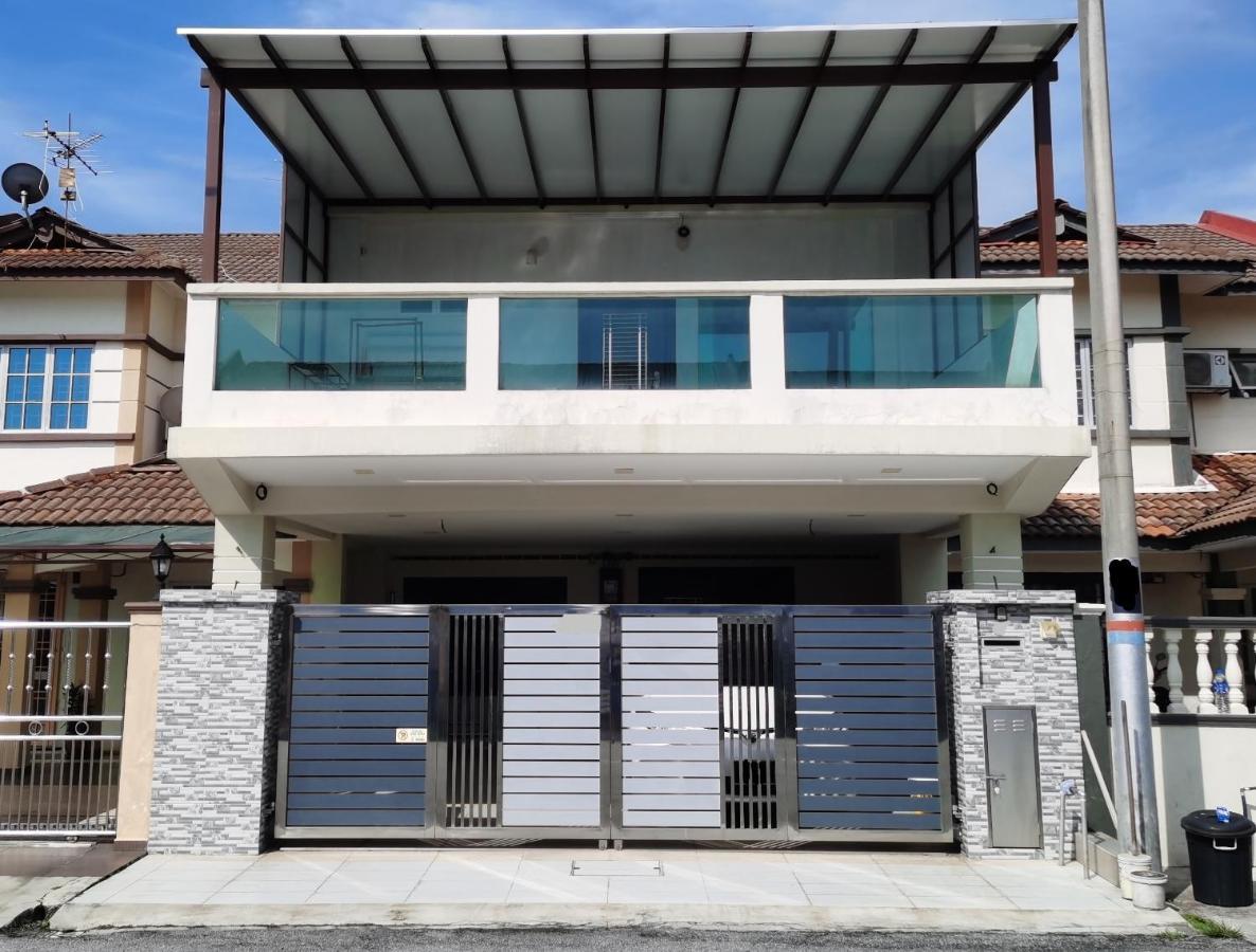 Bbt Double Storey Balcony Bukit Tinggi Home クラン エクステリア 写真