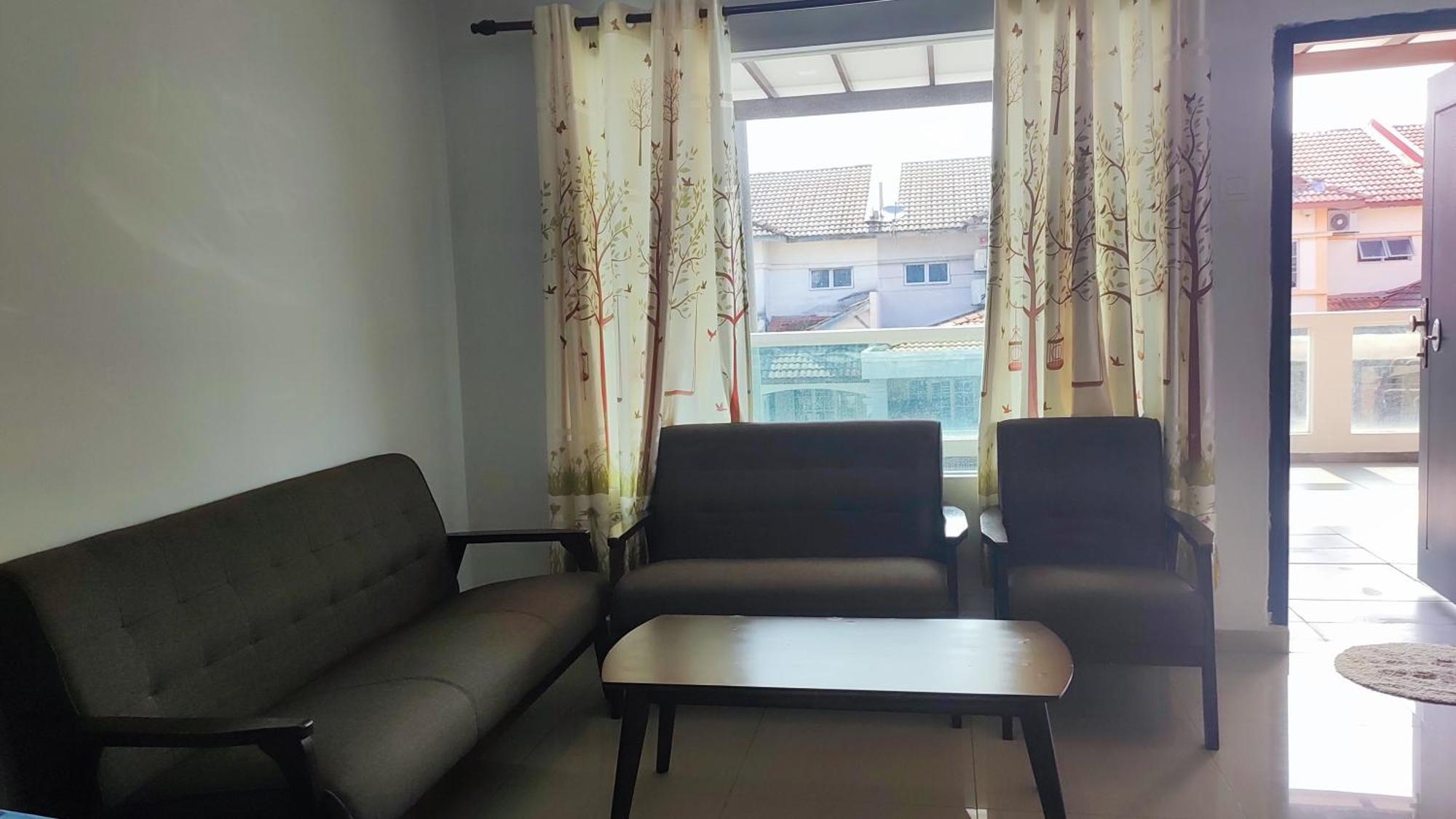 Bbt Double Storey Balcony Bukit Tinggi Home クラン エクステリア 写真